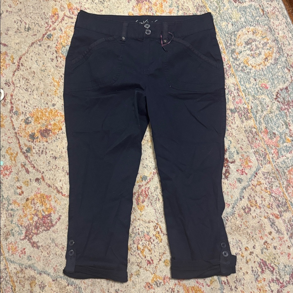 Gloria Vanderbilt Blue Capri Pants Size 6